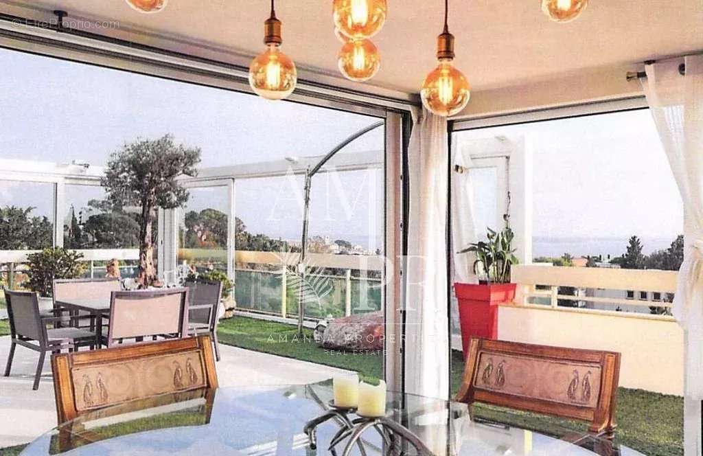 Appartement à CANNES