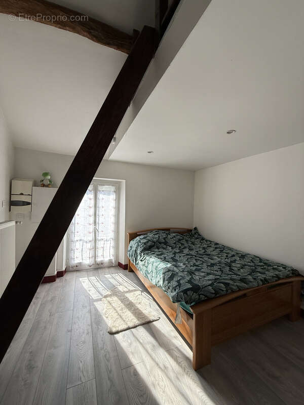 Appartement à PAMFOU