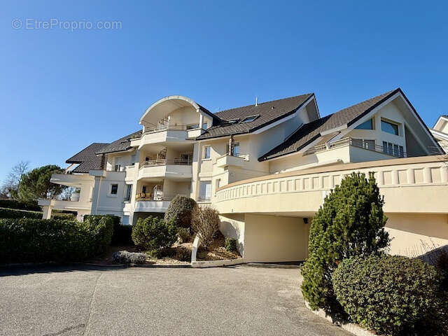 Appartement à DIVONNE-LES-BAINS