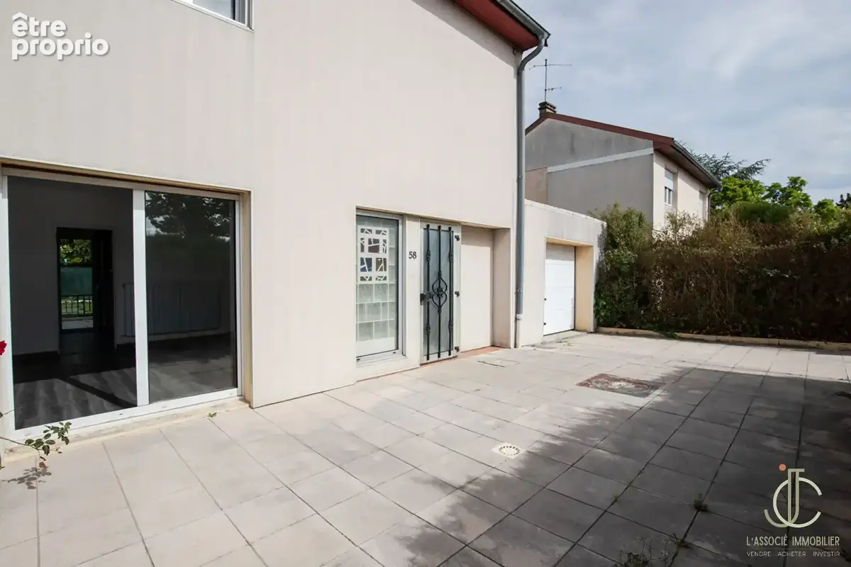 SEICHAMPS - Maison 80m2 - 3 chambres - Jardin et garage - photo 2