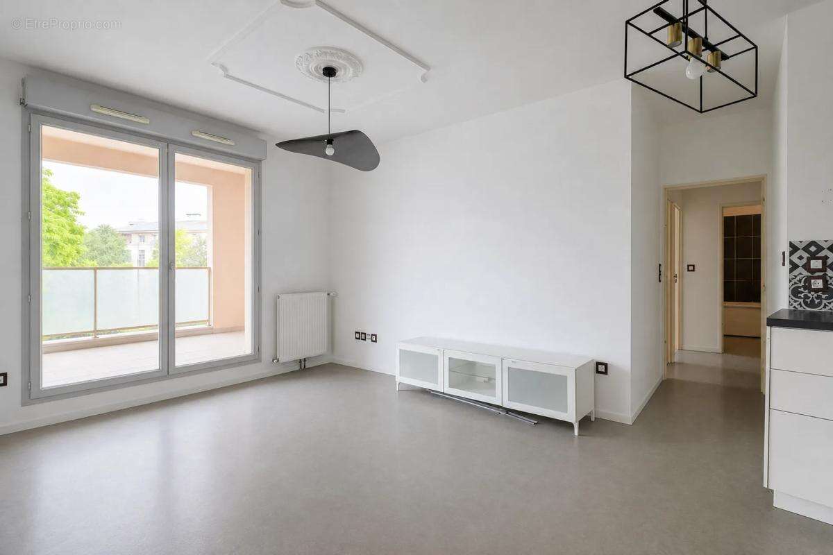Appartement de 3 pièces de 55 m² à Aulnay-sous-Bois - photo 2