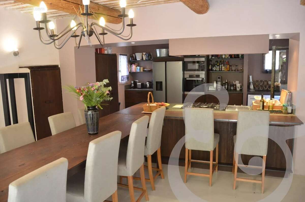 Maison à PLAN-D'ORGON