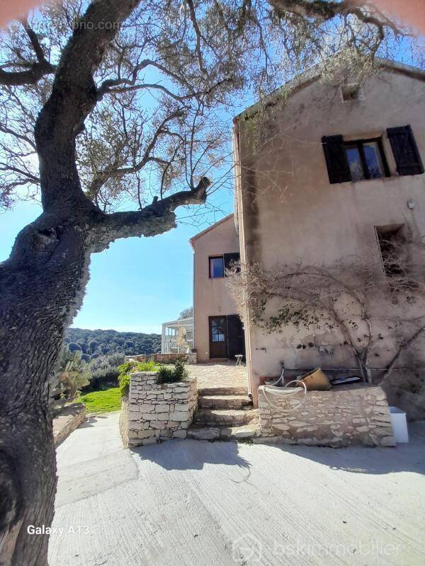 Maison à BONIFACIO