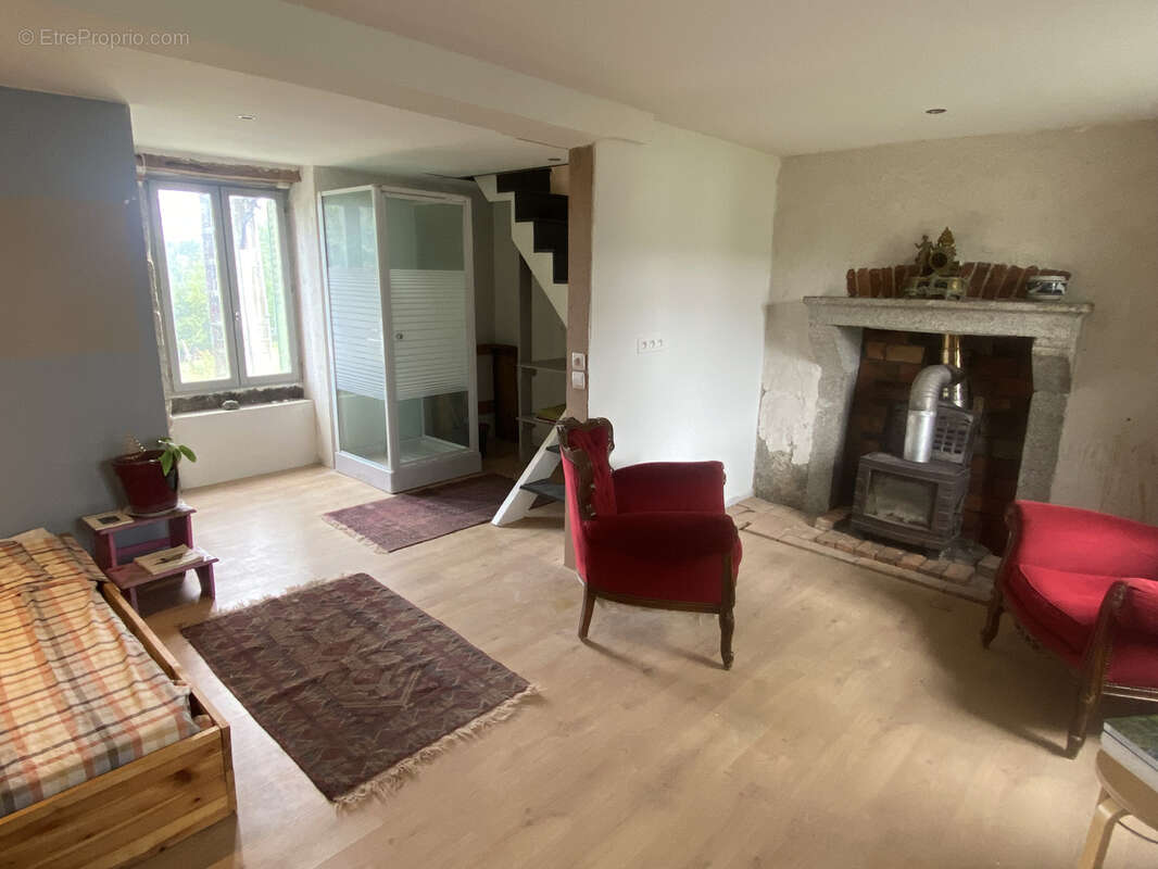 Maison à ARFEUILLES