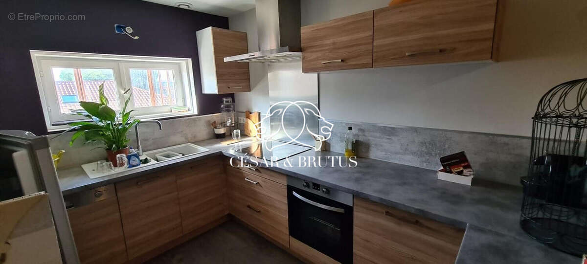 Appartement 160 m² à Mably  - photo 4