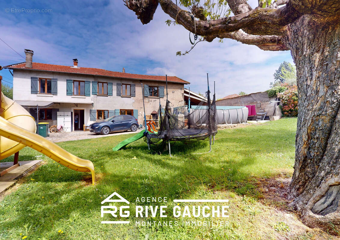 Maison à ROUSSILLON