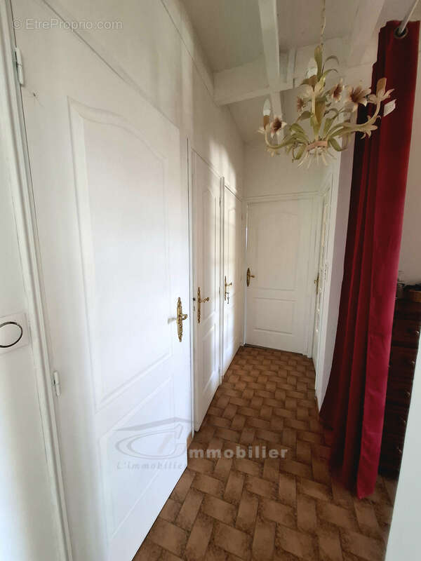 Maison à SAINT-VERAND