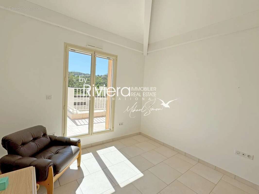 Propriété 300m2 - Piscine - Vue mer - photo 23