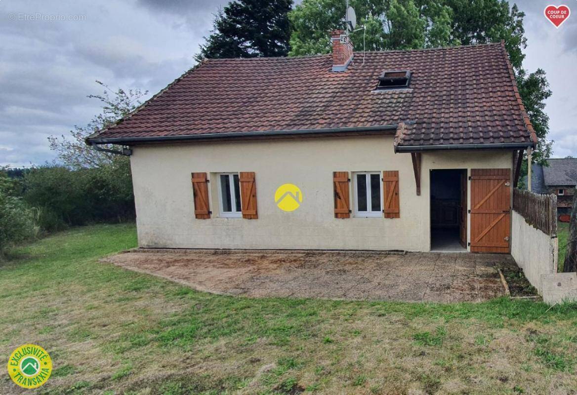 Maison à CONDAT-EN-COMBRAILLE