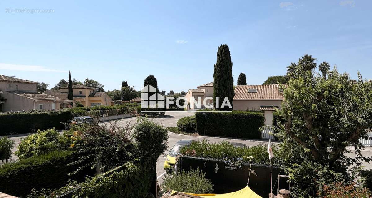 Appartement à LA LONDE-LES-MAURES