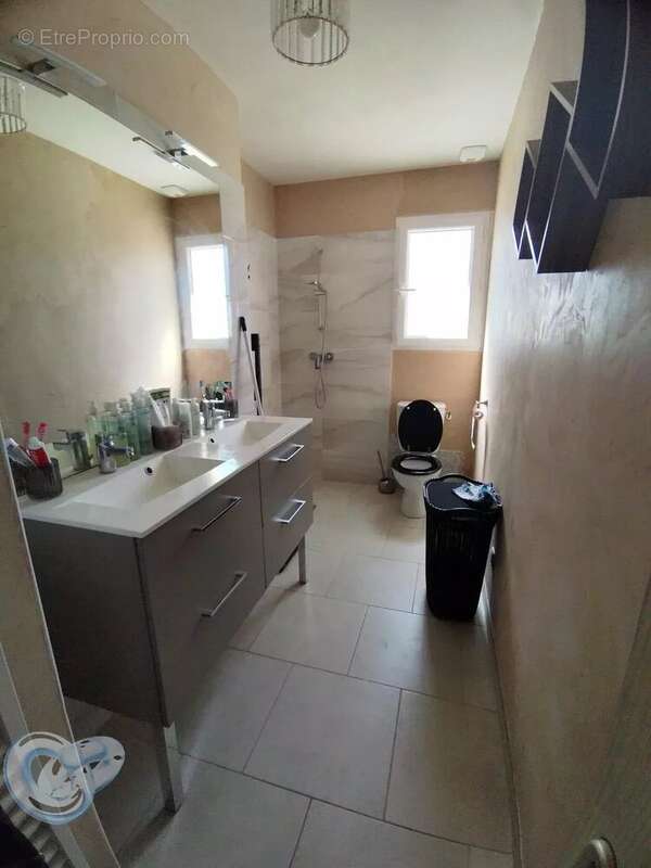 Maison de plain-pied 100 m² REVEST DU BION 04 - photo 18