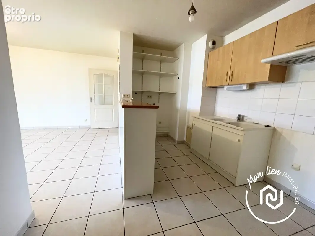Appartement 3 pièces 65 m² à vendre à Tours (37200) - photo 2