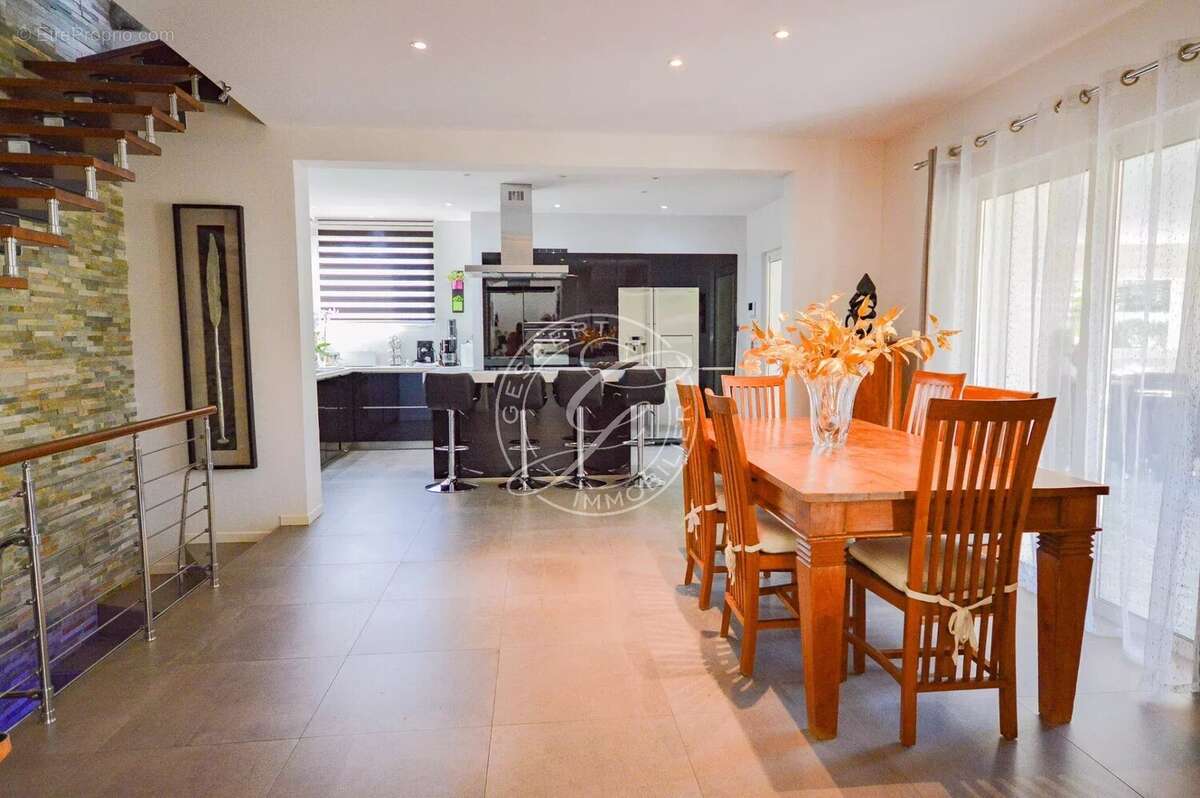 Maison à DRAGUIGNAN