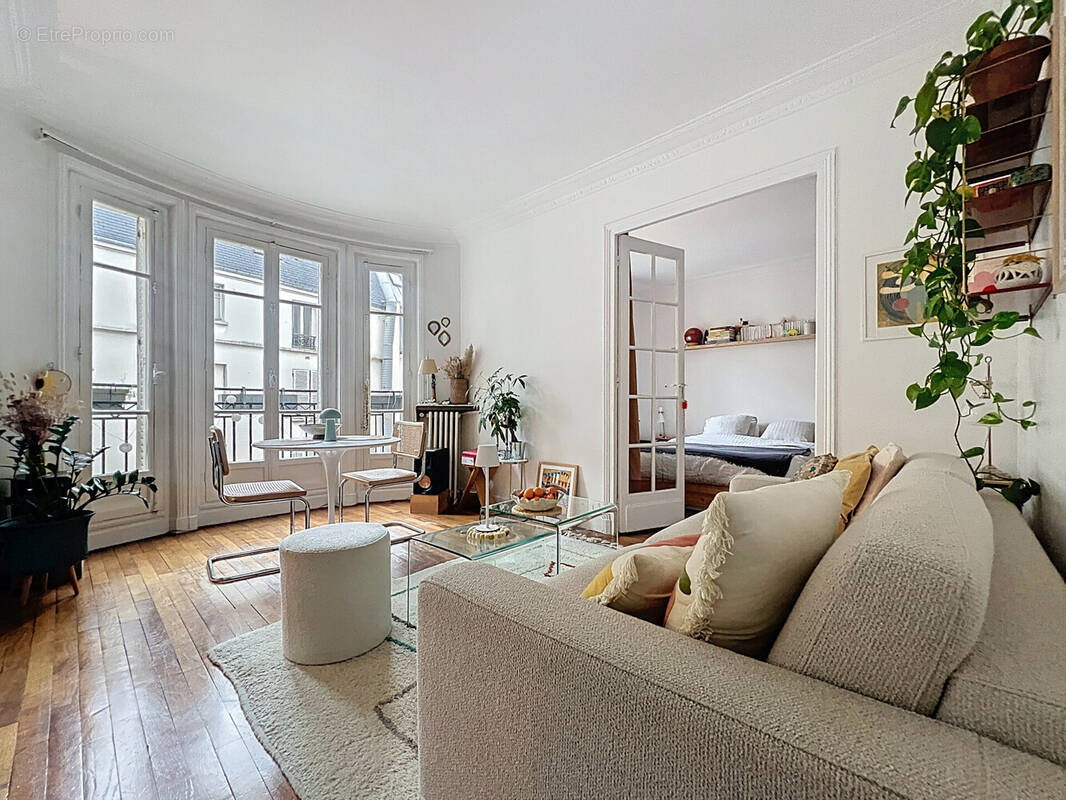 Appartement à PARIS-18E