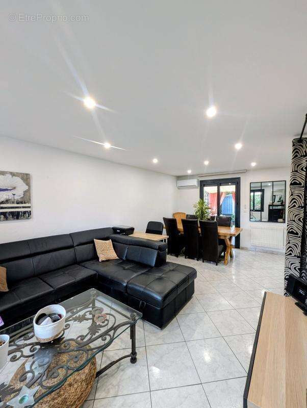 Maison 82 m² à Grigny  - photo 4