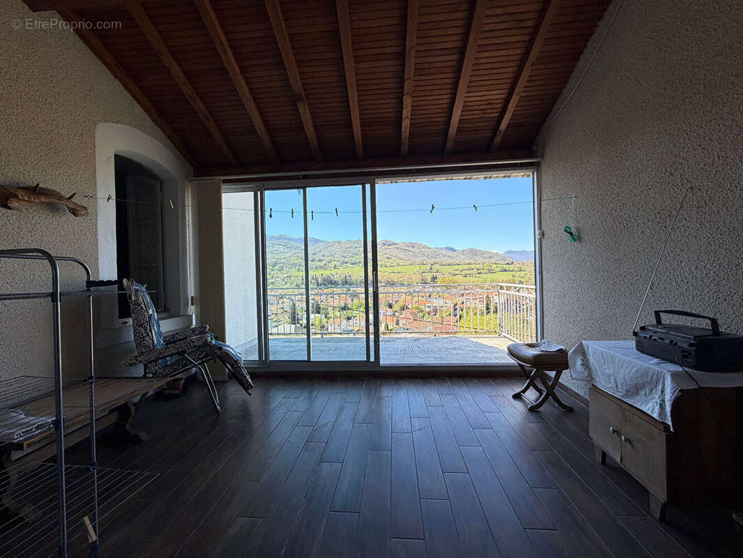 Grande maison familiale dominant Saint Girons 09200 - photo 15