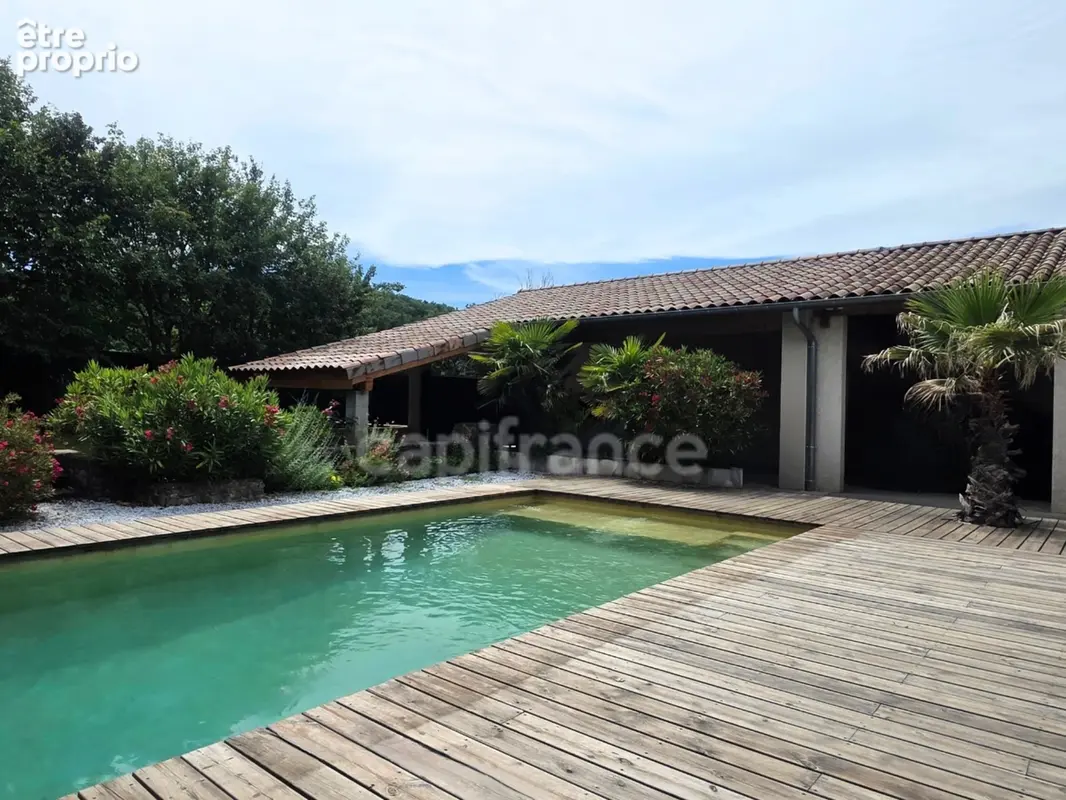 Maison à vendre de 200 m² avec piscine – Piégros-la-Clastre (26) - photo 5