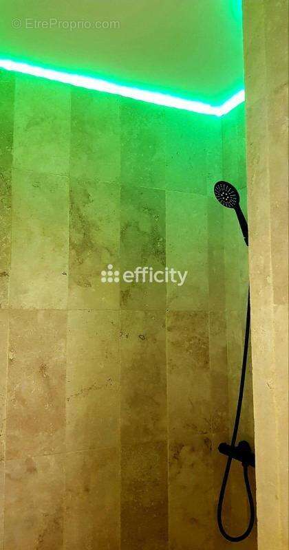 Appartement à SAINT-ETIENNE-DE-TINEE