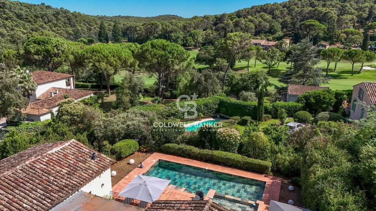 Maison à MOUGINS