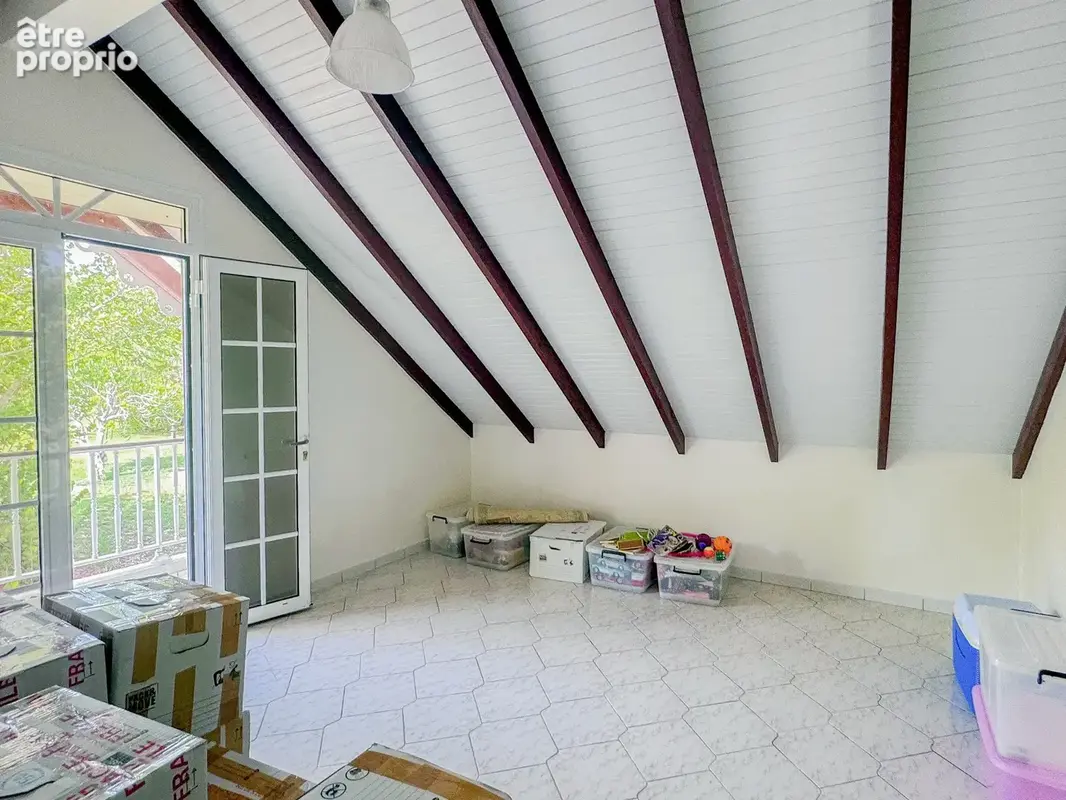 LE MOULE — Maison familiale avec vue mer + appartement T3 indépendant  Terrain de 4 840 m2 constructible - photo 26