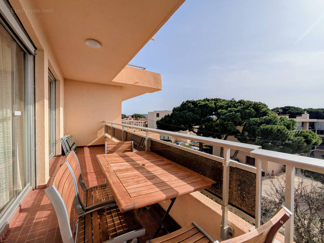 Appartement à SIX-FOURS-LES-PLAGES