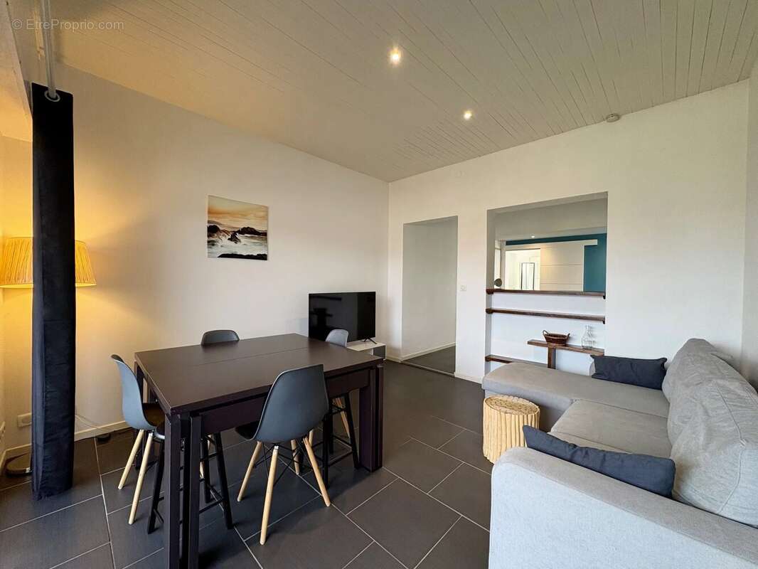 Appartement à NEUVECELLE