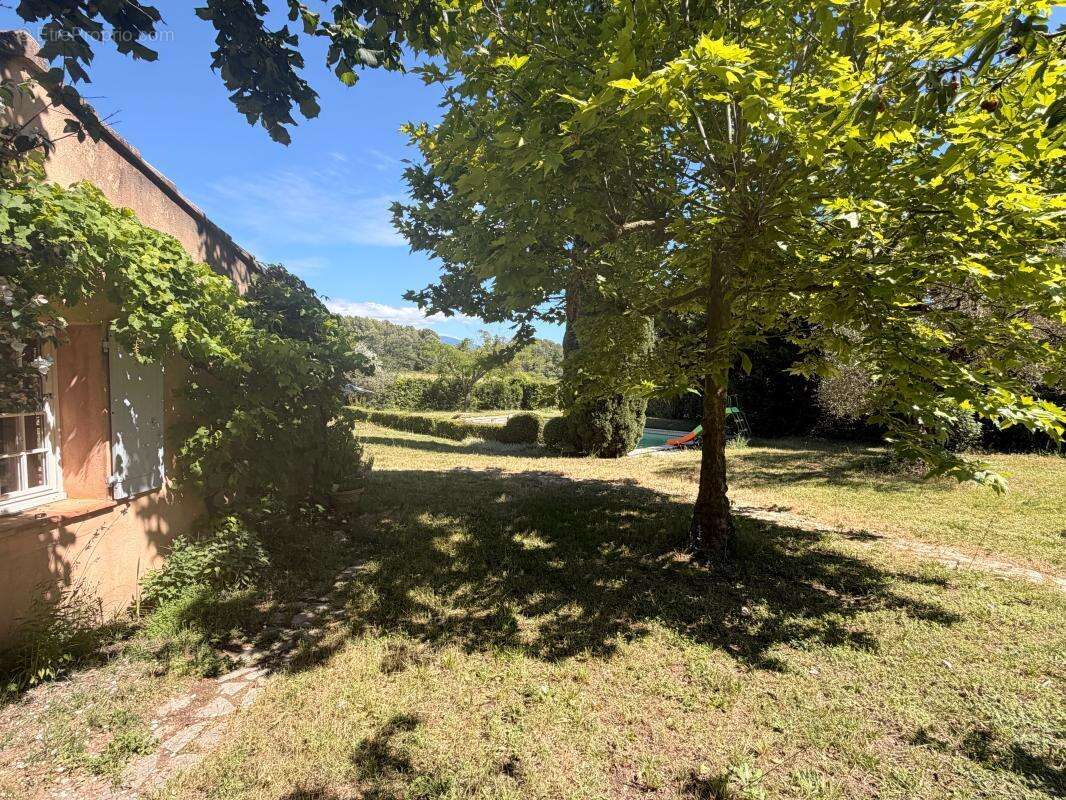 Maison à VAISON-LA-ROMAINE