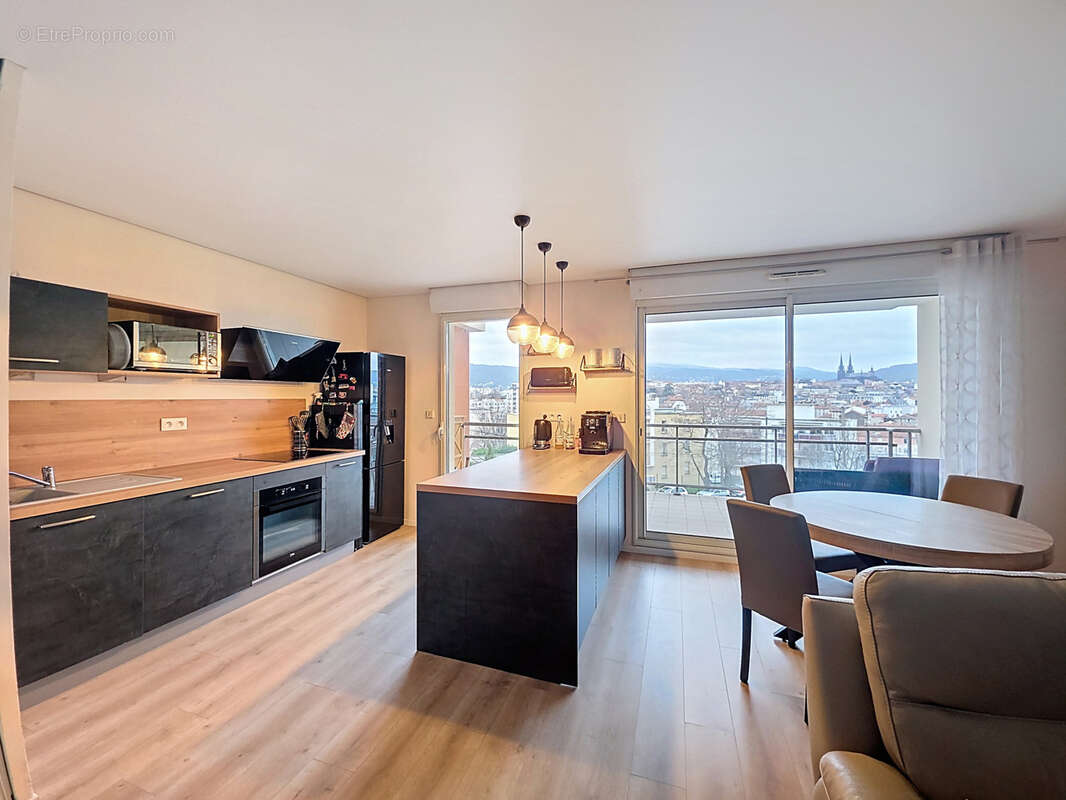 Appartement à CLERMONT-FERRAND