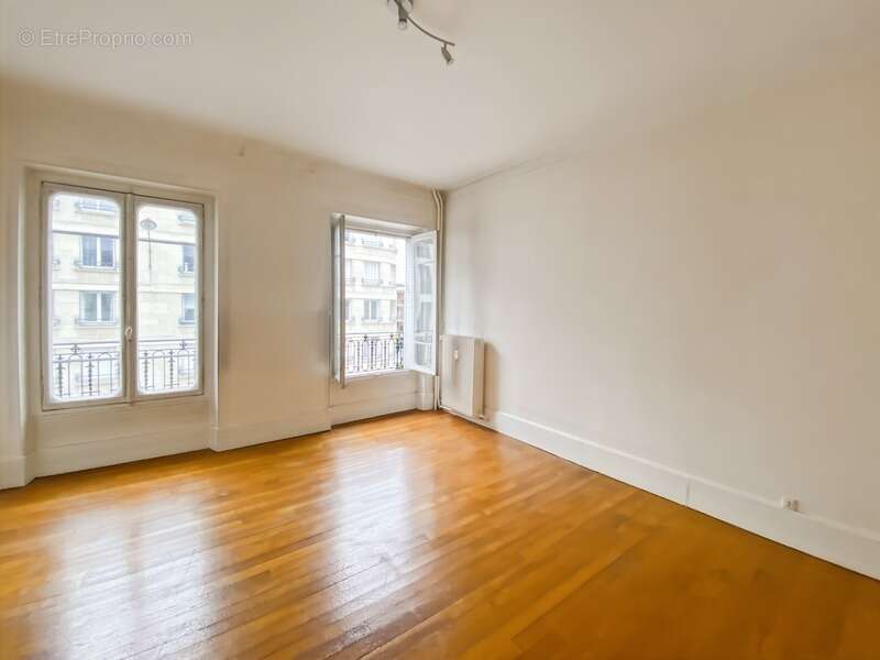 Appartement à VERSAILLES