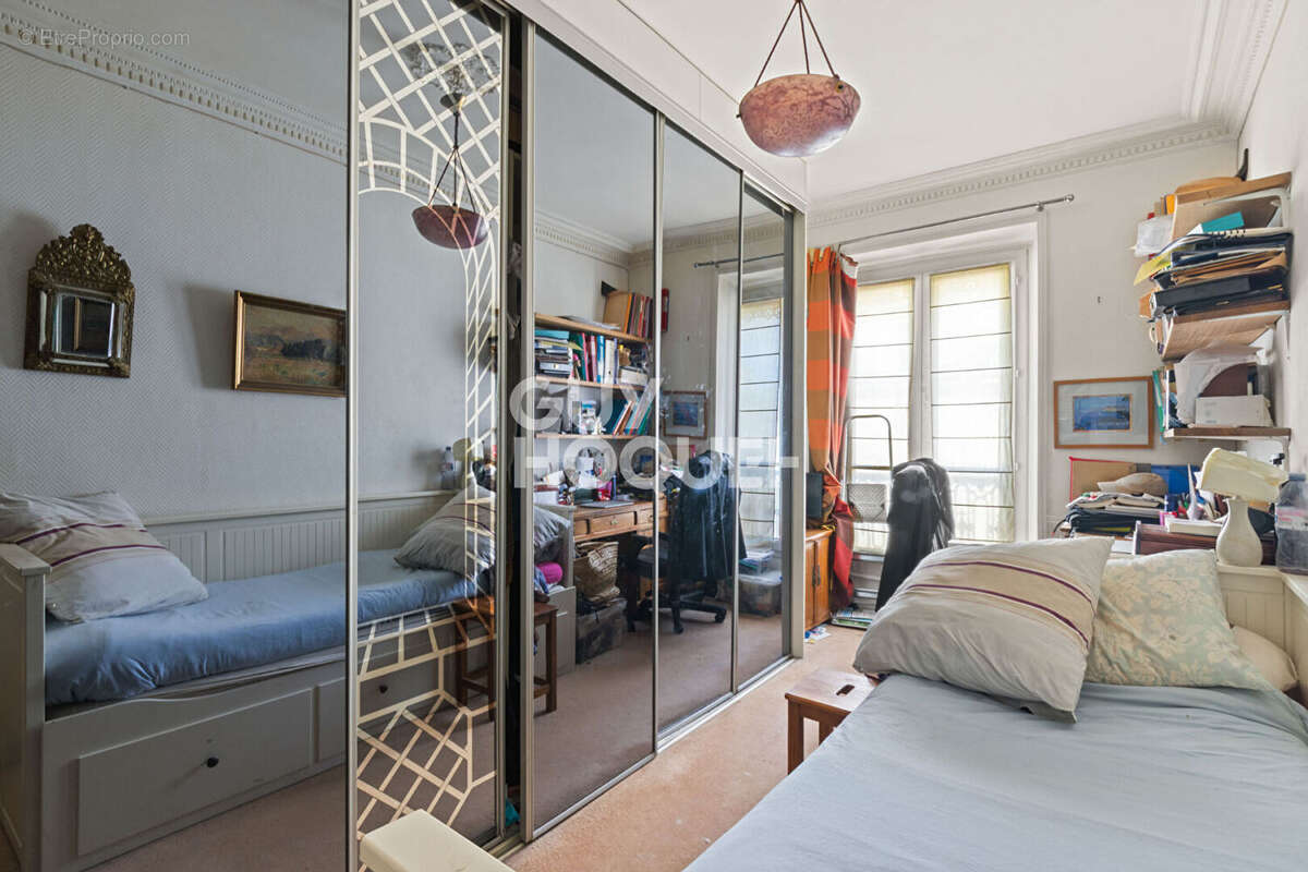 Appartement à PARIS-5E