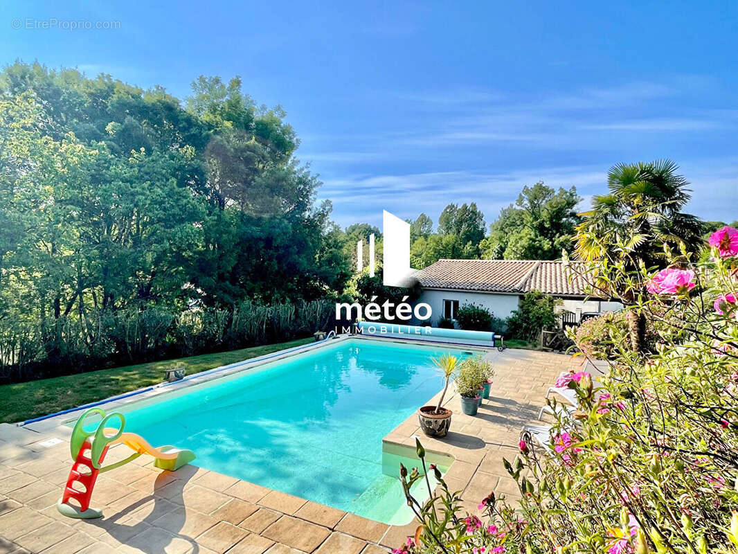 Maison à TALMONT-SAINT-HILAIRE