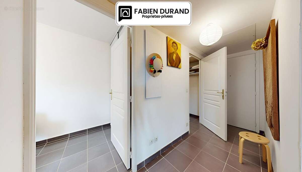Appartement à MANDELIEU-LA-NAPOULE