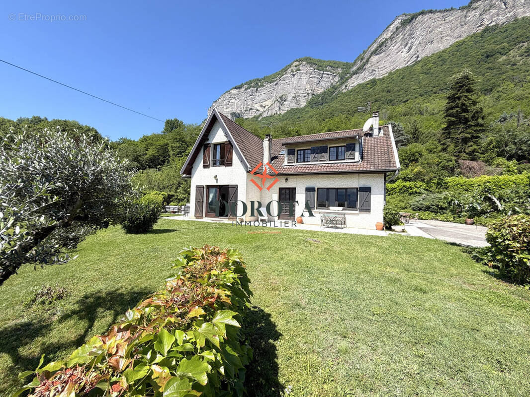 Maison à LUMBIN