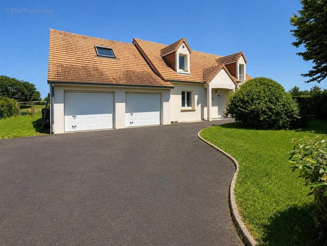 Maison à CHANGE