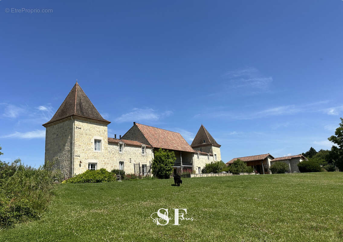 Maison à PRAYSSAS