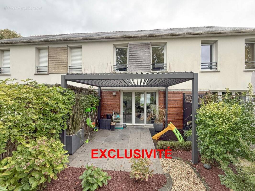 MASSON 34 - Appartement à GEVEZE