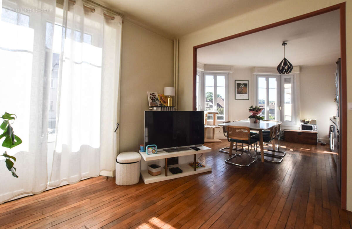Appartement Avenue CLEMENCEAU 3 pièces 80.18 m² - photo 2