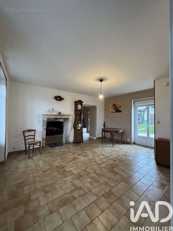 Photo 6 - Maison à SAINTE-SOLANGE