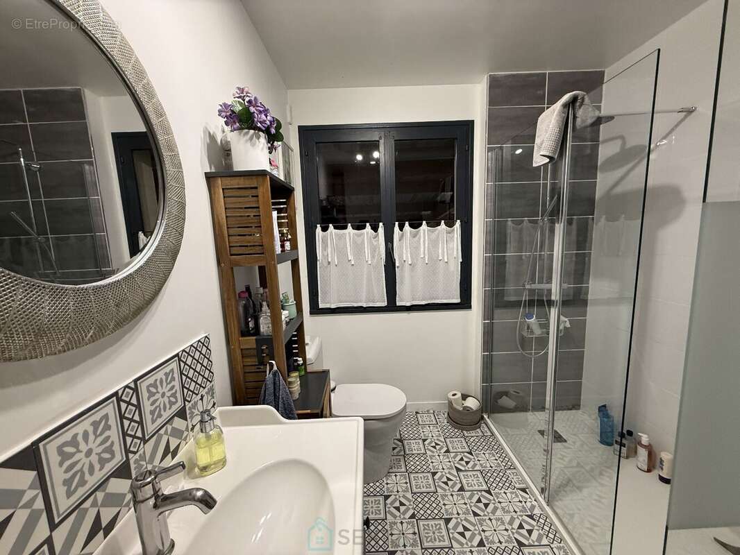 Maison à SAINTE-MARGUERITE-SUR-DUCLAIR