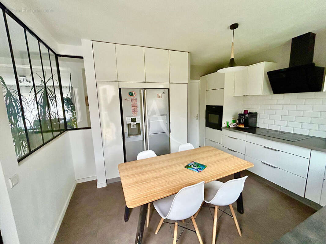 Maison à BOUGUENAIS