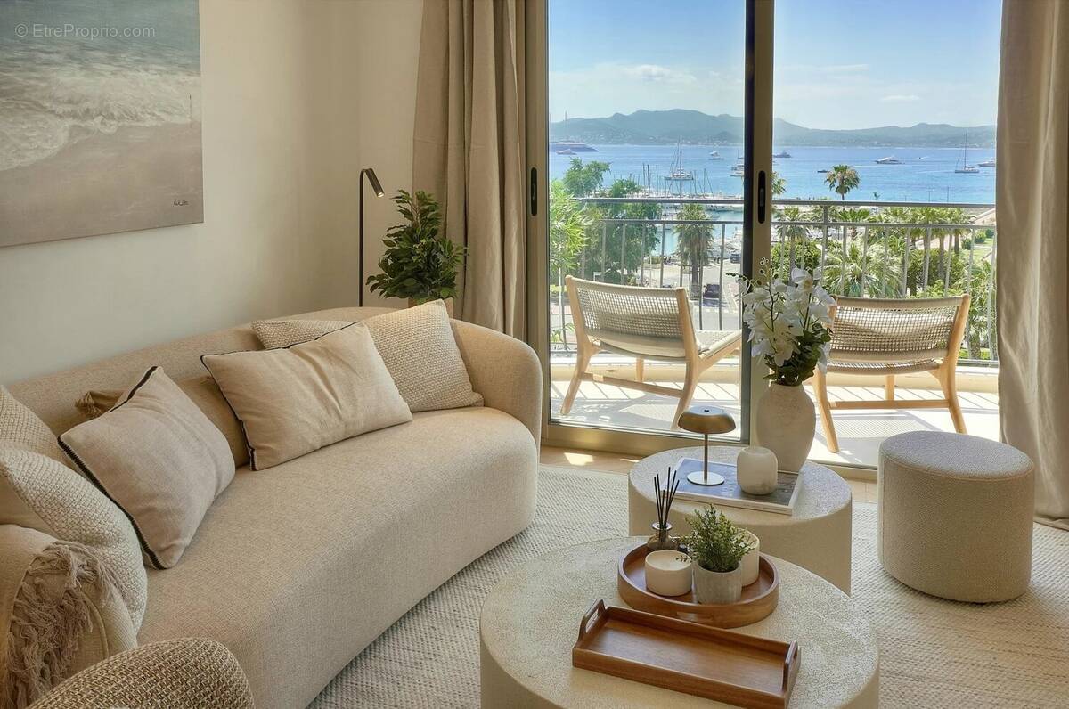 Appartement à CANNES