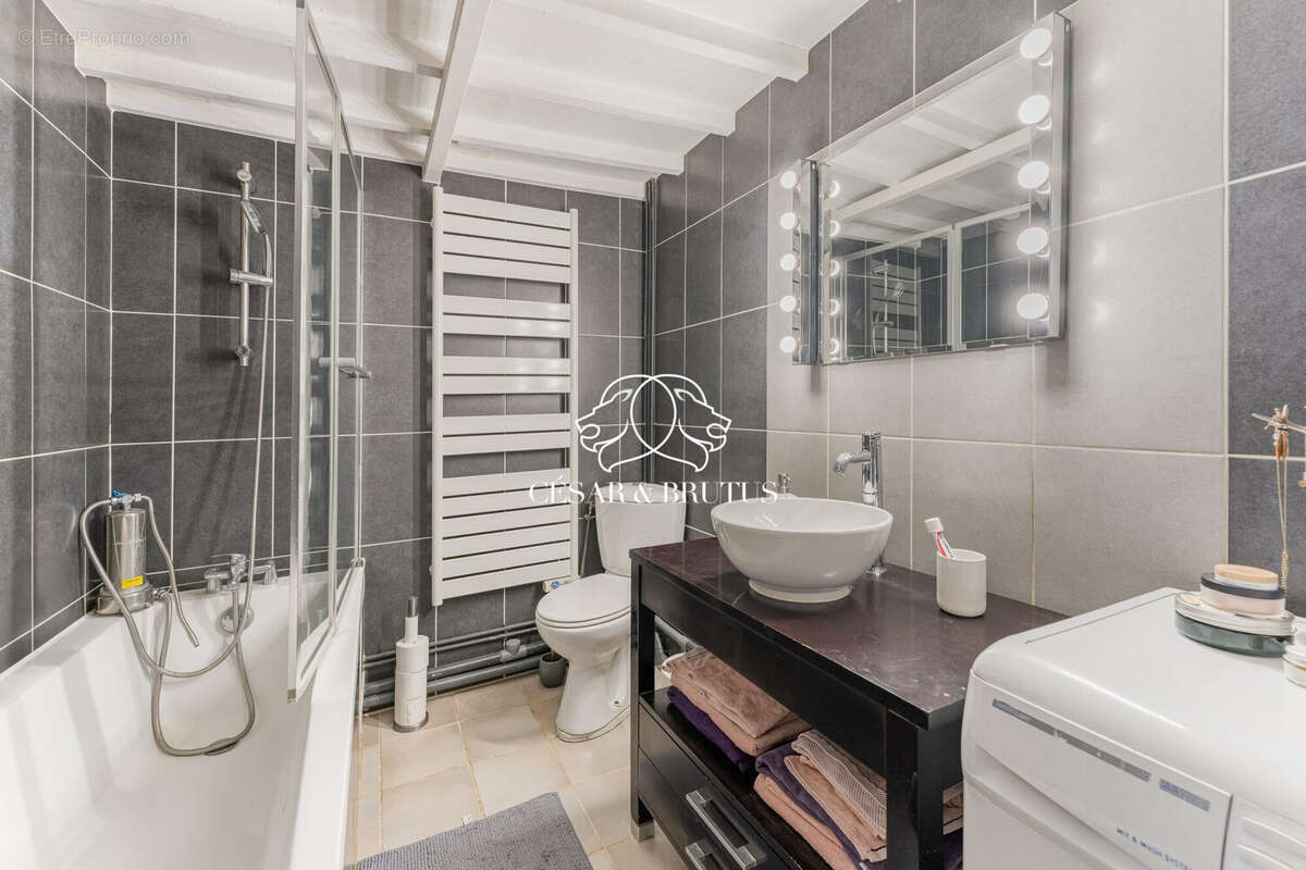 Appartement à CALUIRE-ET-CUIRE