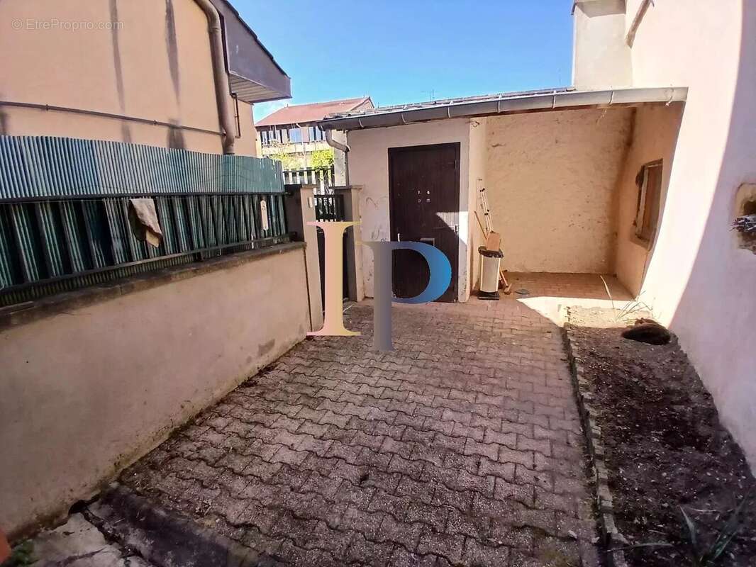 Maison à CHARLIEU