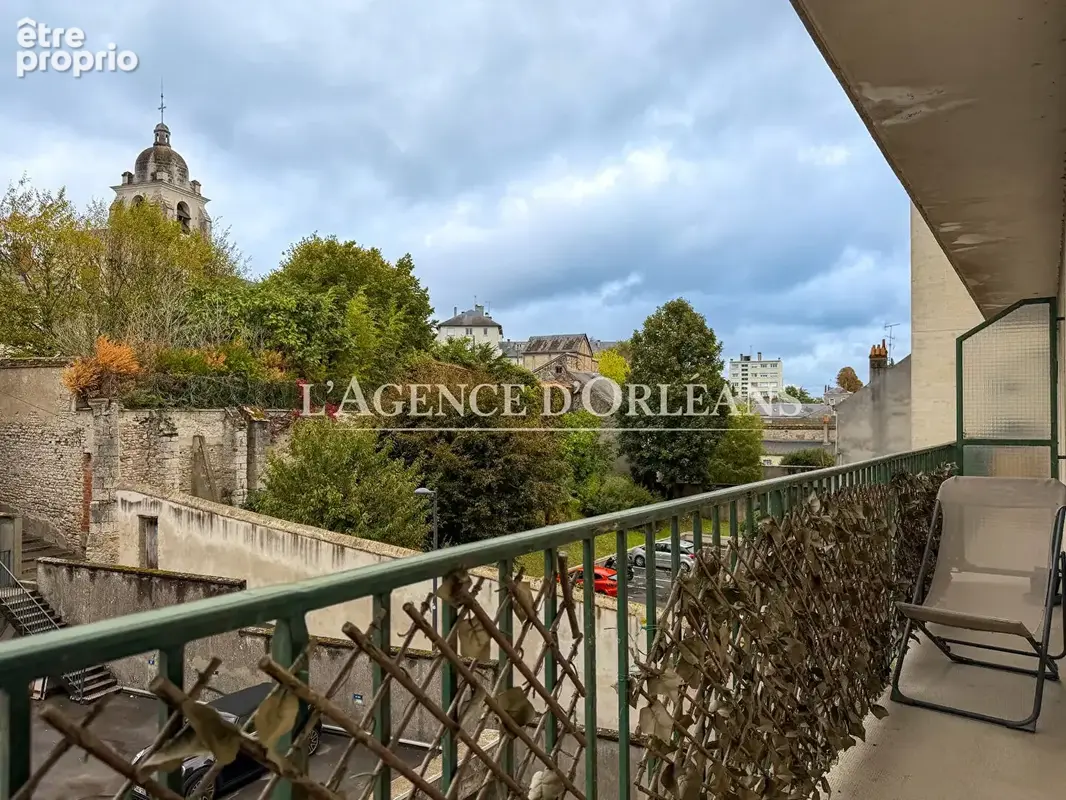 ORLÉANS BORDS DE LOIRE, T2 de 47 m² avec balcon et parking en sous-sol - photo 4