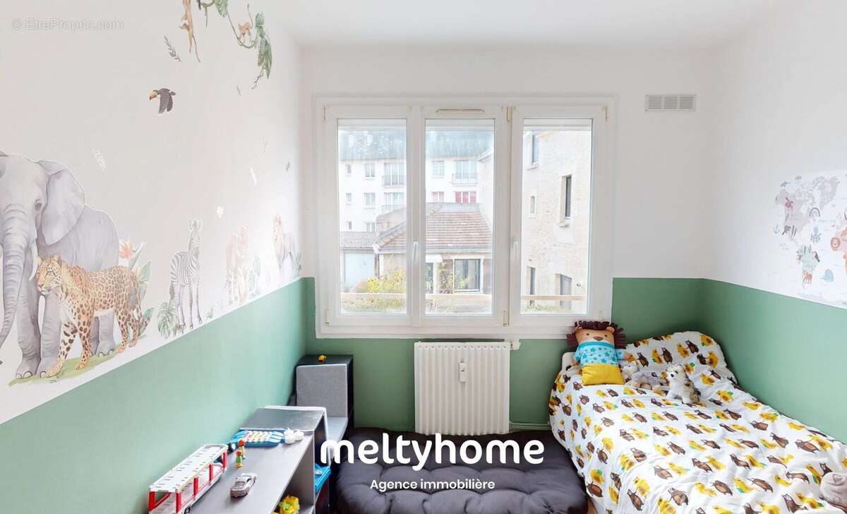 Appartement à CORMELLES-LE-ROYAL