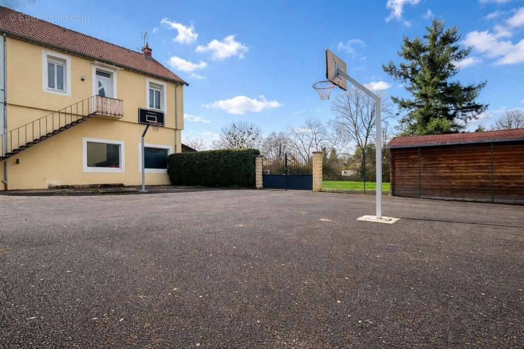 Maison à CIRY-LE-NOBLE