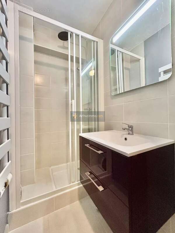 Maison à LES ISSAMBRES