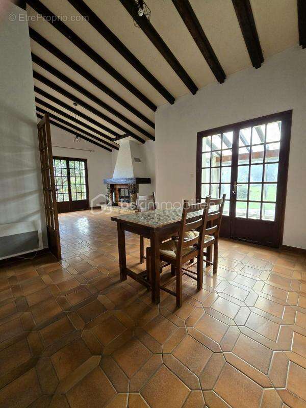 Maison à CASTANET-TOLOSAN