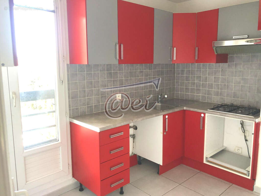 Appartement 61 m² à Marignane  - photo 5