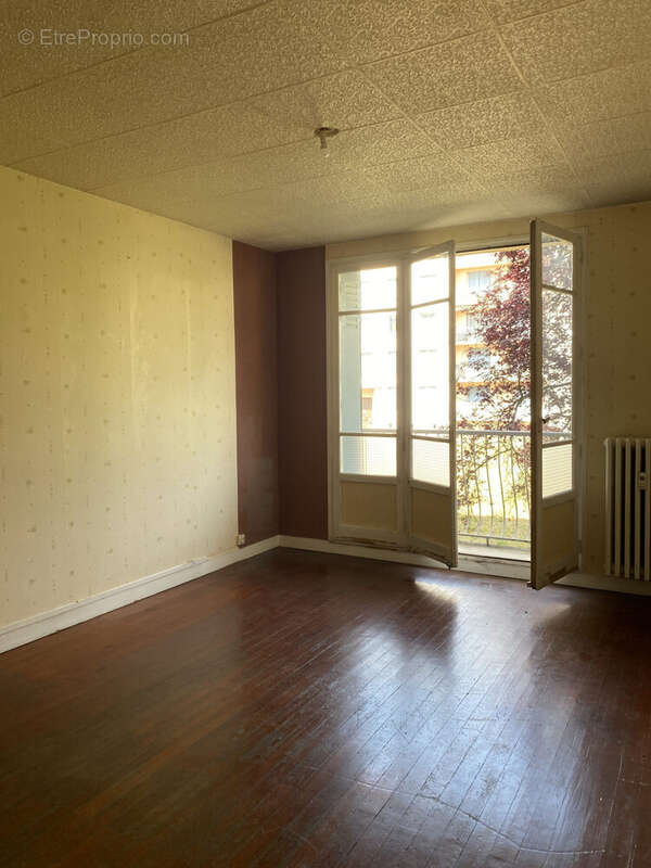 Appartement à BOURGOIN-JALLIEU